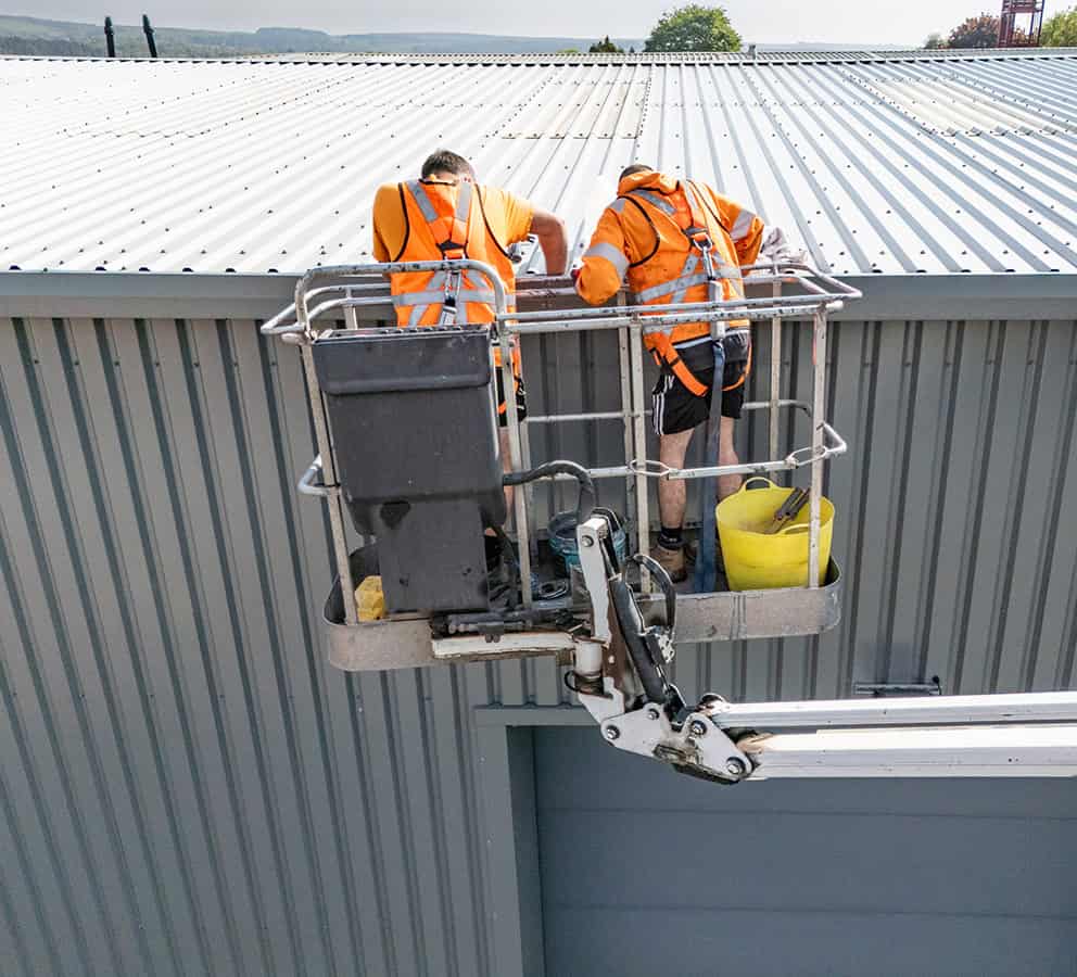 high level commercial gutter cleaning